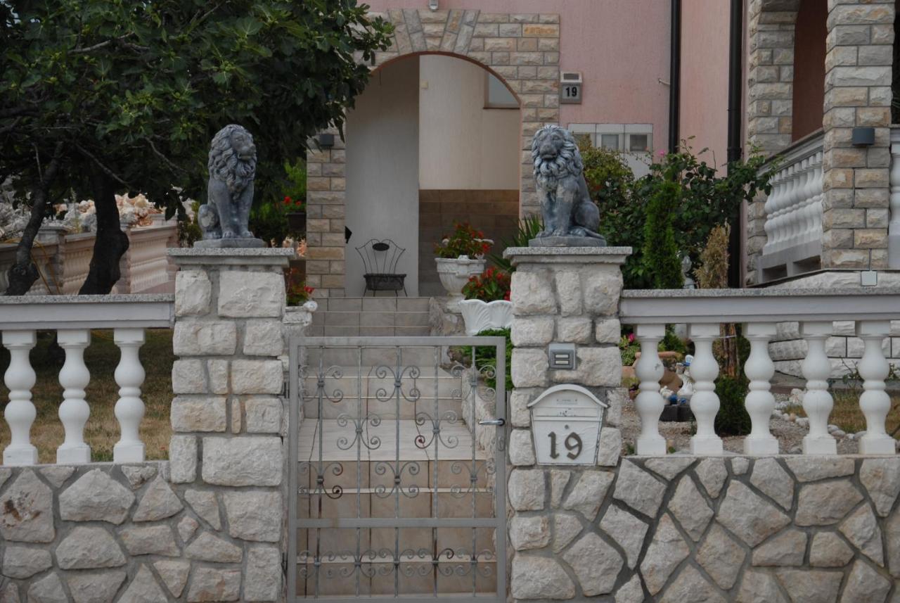Apartman Joki Novi Vinodolski Ngoại thất bức ảnh